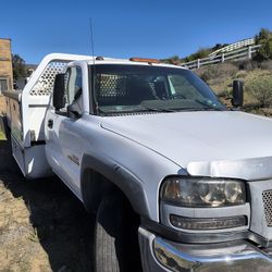 2009 GMC Sierra 3500HD Duramax 2WD – As-Is – Water Pump / Coolant Leak