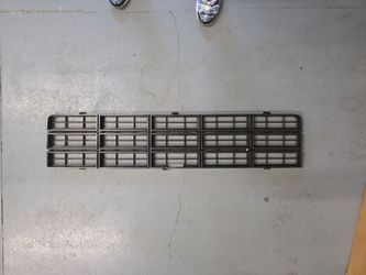 New 1(contact info removed) Chevy pickup blazer grill.
