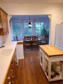 Premium Double-Hung & Double-Pane Energy Efficient Windows – Excellent Condition!
