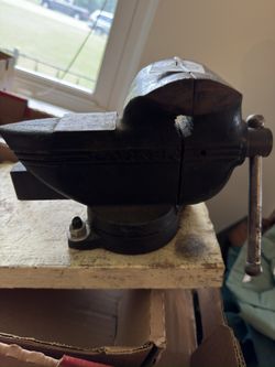 Parker Vise # 83 1/2