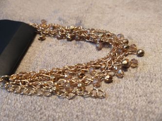 This Paparazzi "Cash Confidence" bracelet