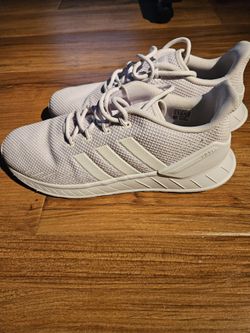 ADIDAS TENNIS SHOES 