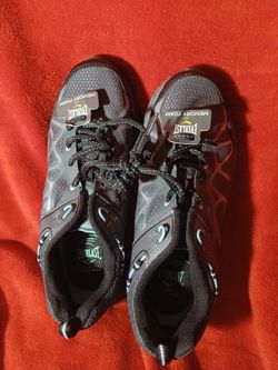New Everlast Tennis Shoes
