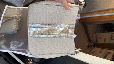 Michael Kors Crossbody Bag