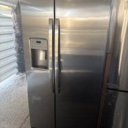 Ge side by side Refrigeator