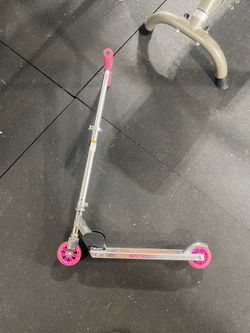 Razor Kick Scooter – Pink Wheels & Grips