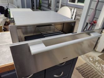 30" Miele easy touch Warming Oven