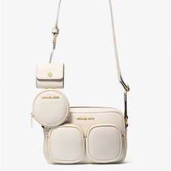 Michael Kors Jet Set Travel Tech Crossbody