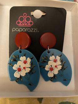 New Beautiful Earrings 