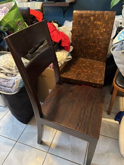 4 Very Nice Brown Wooden Chairs-Like New