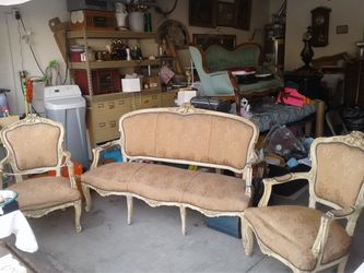 Antique French/Italian Parlor Suite