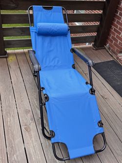 Ktaxon Adjustable 2-in-1 Folding Chaise Lounge Chair – Blue