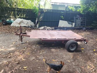 4 1/2×8' 2k cap flatbed w/ metal flooor- Registered