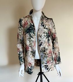 Woman's jacket. Size XS