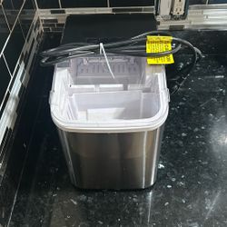 Ice Maker 