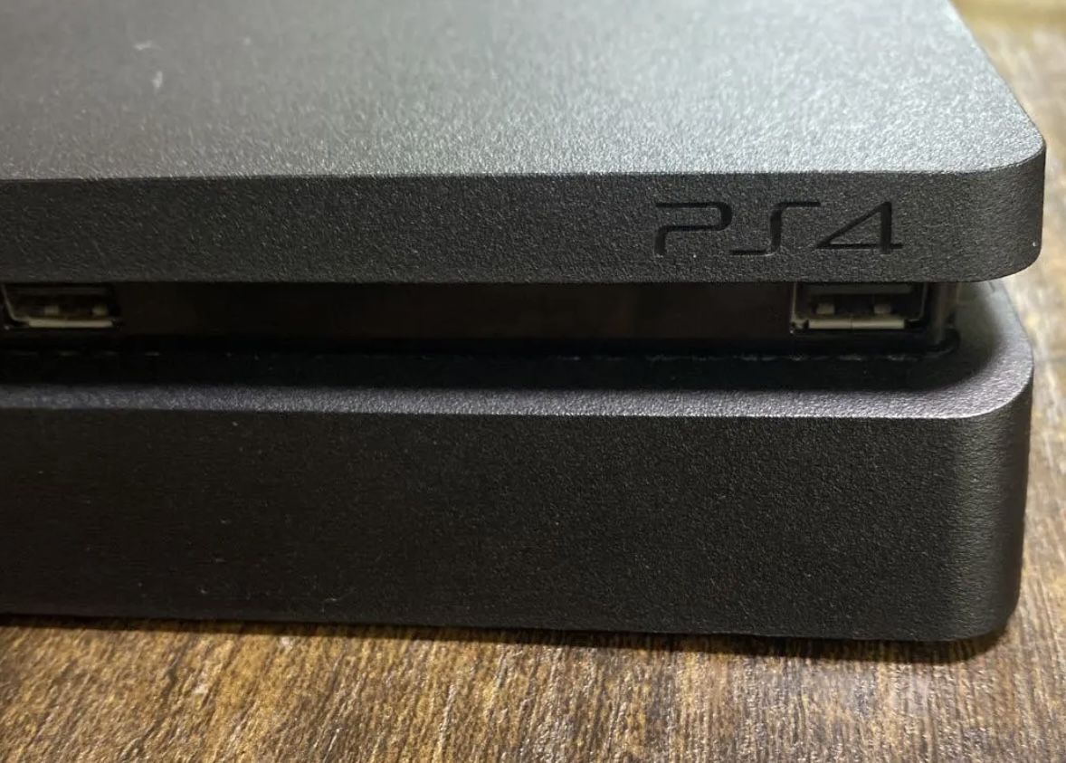 PS4