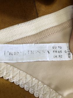 3 PRIMADONNA SIZE 32-G BRAS