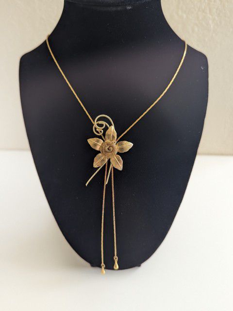 Vintage Gold Toned Adjustable Slide Filigree Flower Pendant 30" Necklace
