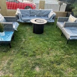 Brand New Patio Outdoor Furniture Set With Fire Pit 