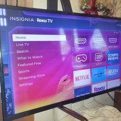 42 In Insignia 4k Roku TV Good Condition Has Remote No Stand.  Work Perfectly Fine 