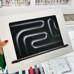 14 Inch MacBook Pro 512gb 16GB Ram M4 Chip 