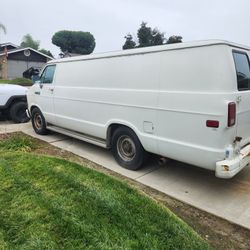 1987 Dodge Ram Van
