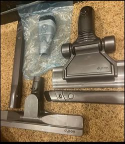 Dyson vac accessories / attachments