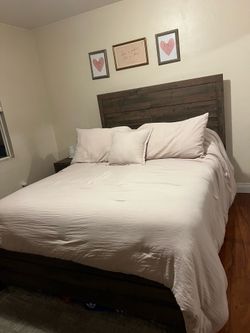 Living space bed queen