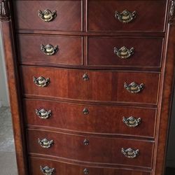 Wooden Dresser 
