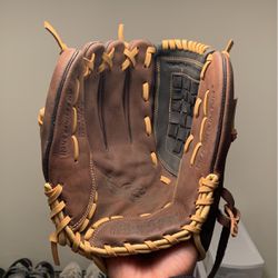 Rawlings baseball Glove RH