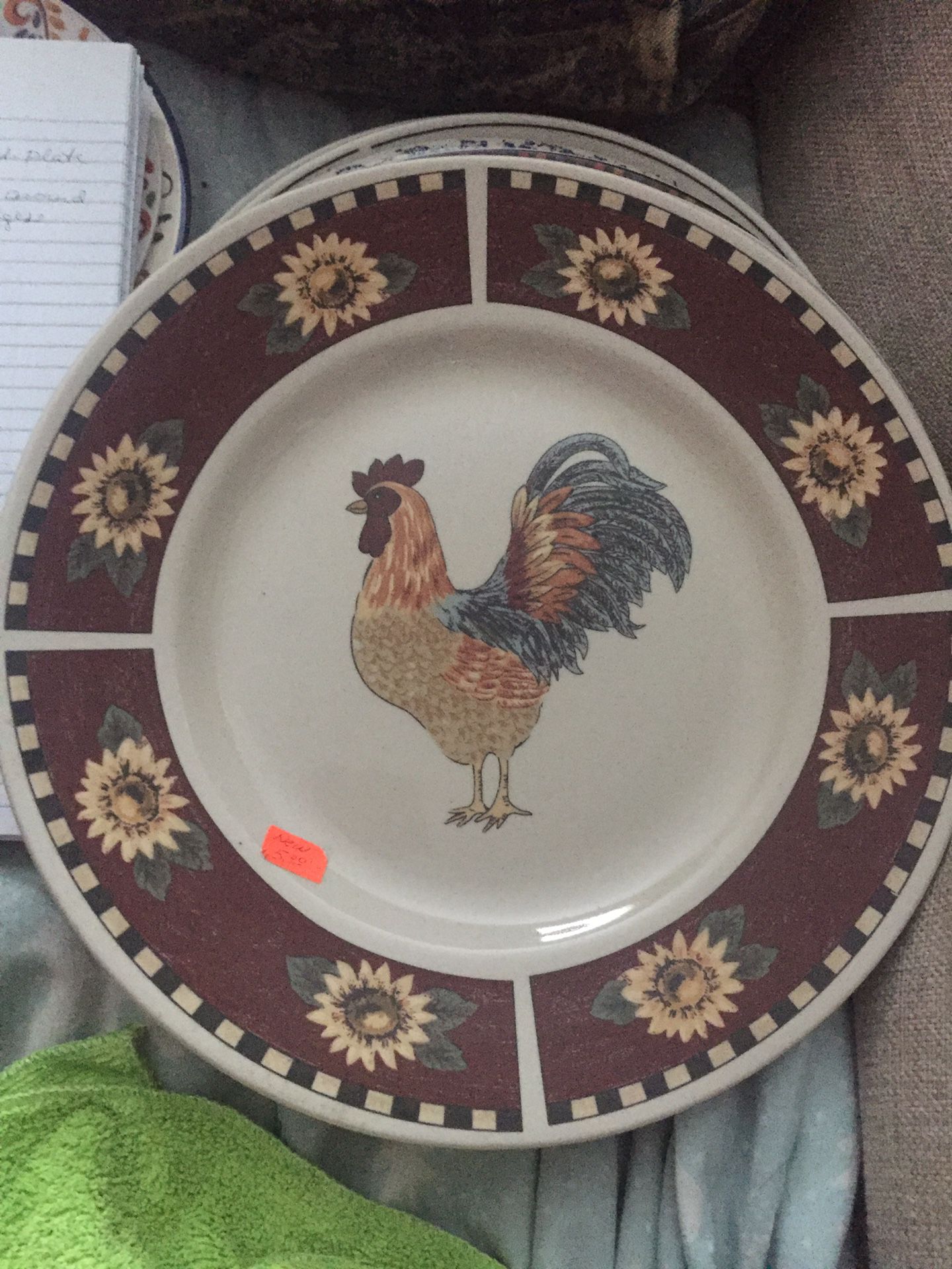 Decorative 10” Rooster Plate