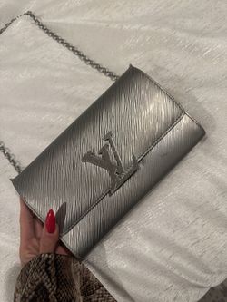 Louis Vuitton Epi Pochette Louise Silver 