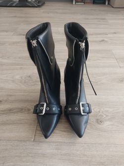 Black Heeled Ankle Boots with Zipper and Buckle