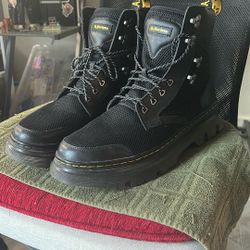 Men’s Dr. Martens Boots Size 11.5 