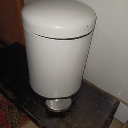 Cute Sm.bath Rm Etc Trash Bin 3 Firm Look My Post Moving All Got Go