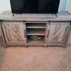 Loveseat And Sofa, Tv Stand, Dining Table (Price Drop⬆️)