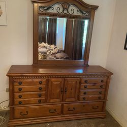 Wood dresser W/mirror