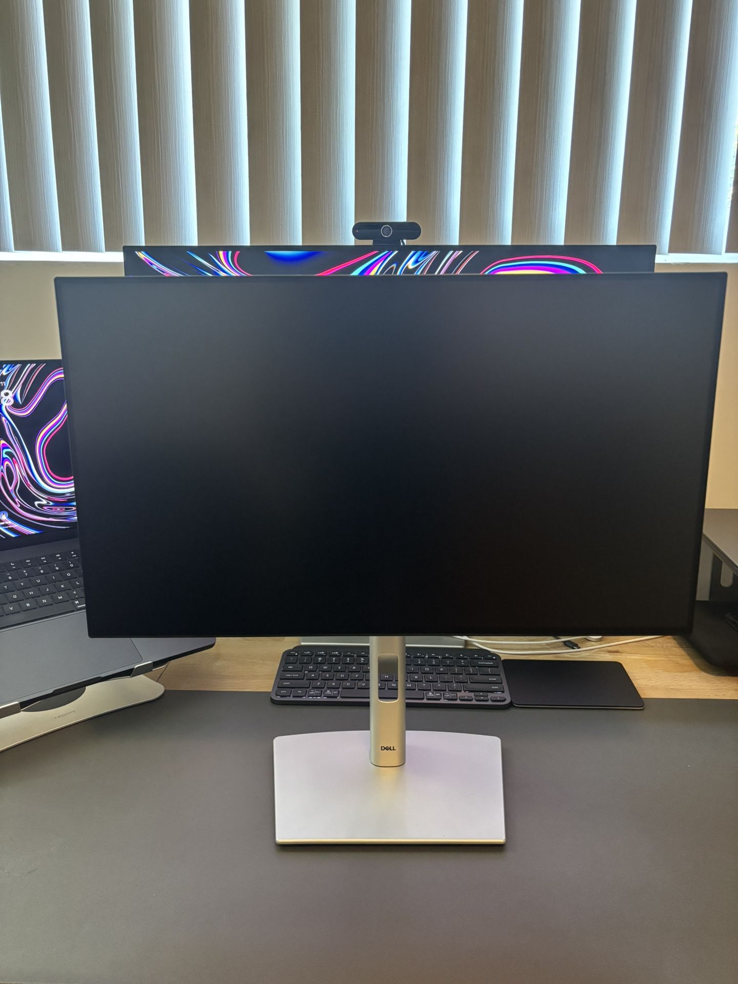 Dell UltraSharp 24 USB-C Hub Monitor-U2424HE