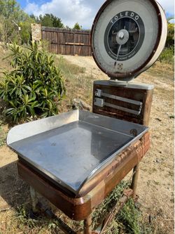Large working Toledo Vintage Scale