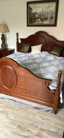 King Bedroom Set