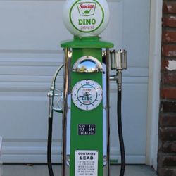 Unleash the Nostalgia with Retro Scale Replica Sinclair Dino Gas Pump - Complete with Clock and Lamp for a Touch of Elegance!