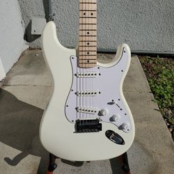 Squier Affinity Stratocaster 
