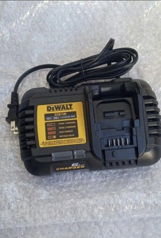 DEWALT 20V-60V 6AMP CHARGER NEW
