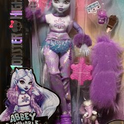 Monster High Abbey Bominable 2023 Reboot G3 Generation 3 NEW & Sealed!