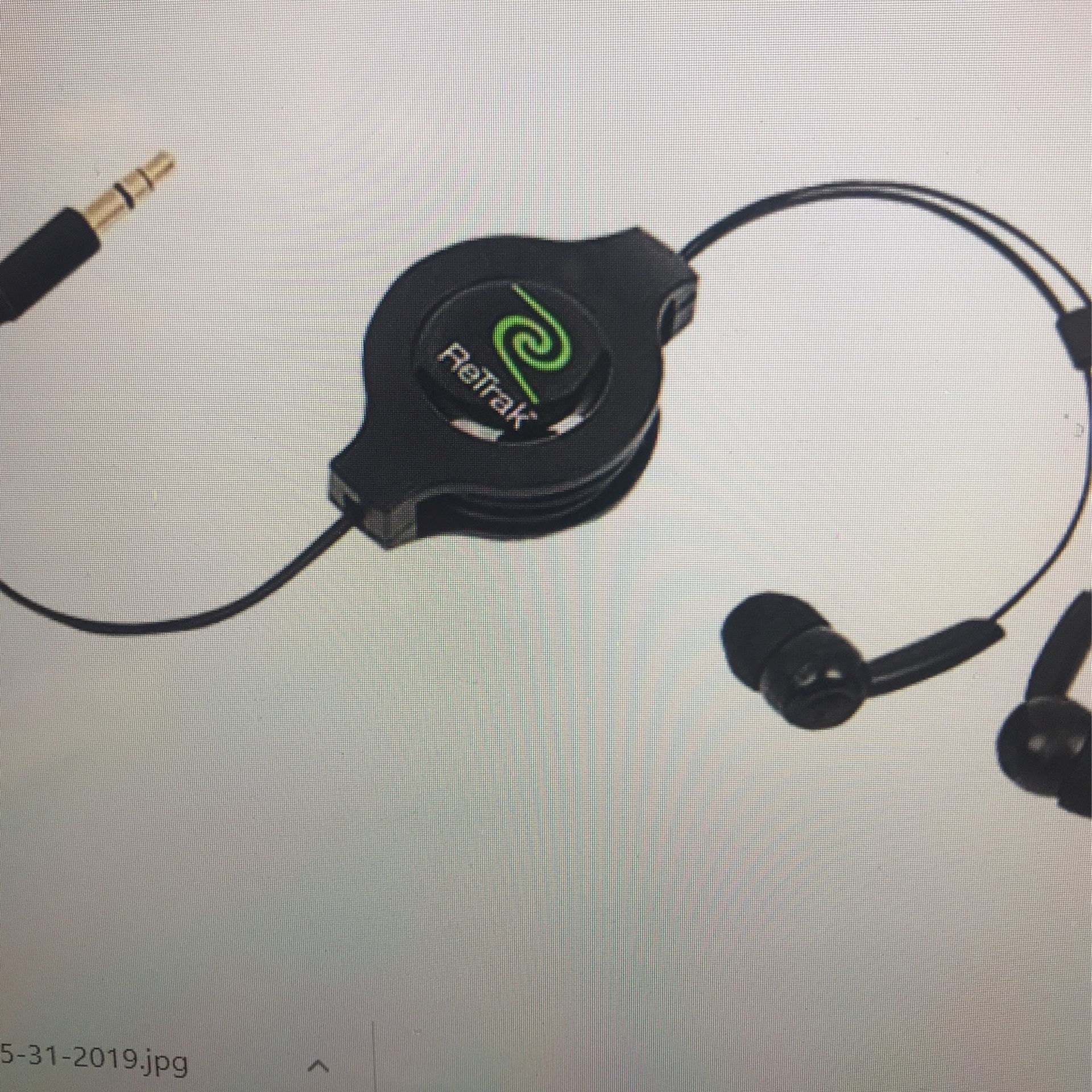 ReTrack Retractable Stereo Earbuds Black