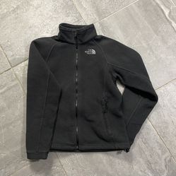 Women North Face Sweater