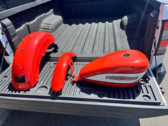 2004-2006 sportster tins