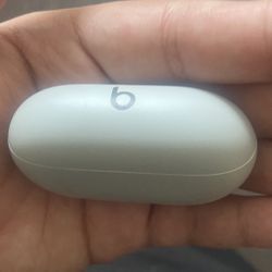 Beats Solo Buds