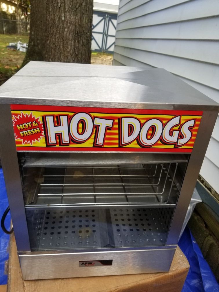 The Hot Dog Hut