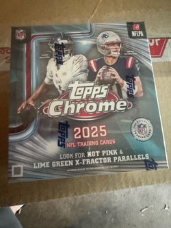 Topps chrome 2025 NFL cards